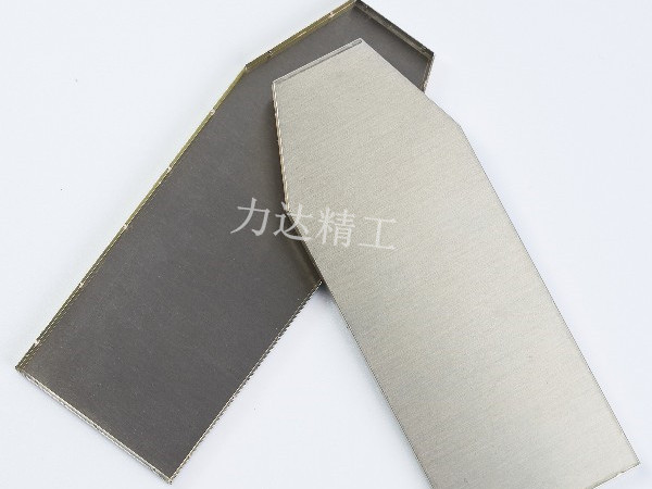 五金沖壓屏蔽罩模具有什么優(yōu)勢--力達(dá)精工