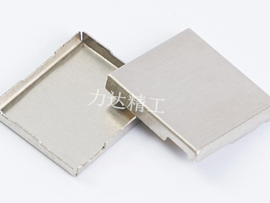 手機(jī)屏蔽罩設(shè)計